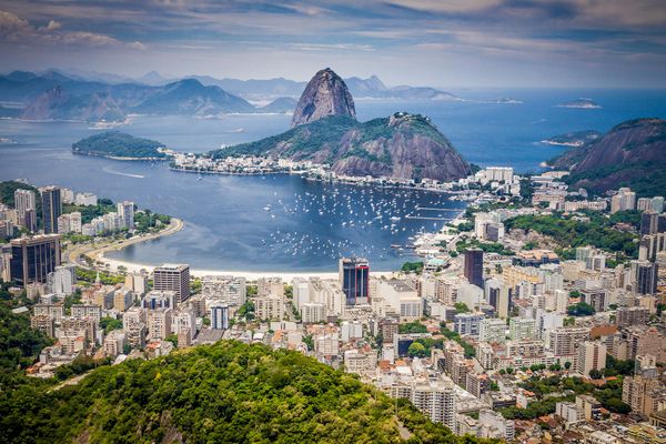 Illustrative background for Economic opportunities from Rio's growth